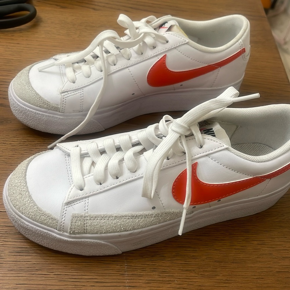 Nike Blazer Low Platform - GREAT CONDITION